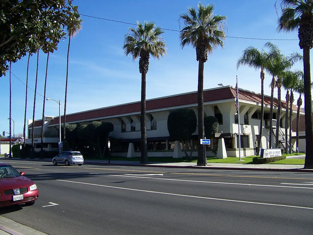 Hemet, California - from the city Wikipedia article