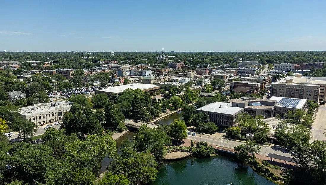 Naperville, Illinois - from the city Wikipedia article