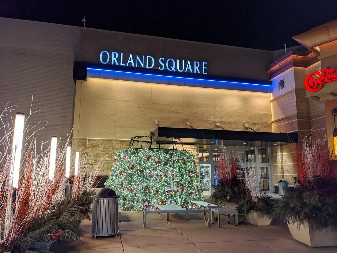Orland Park, Illinois - from the city Wikipedia article