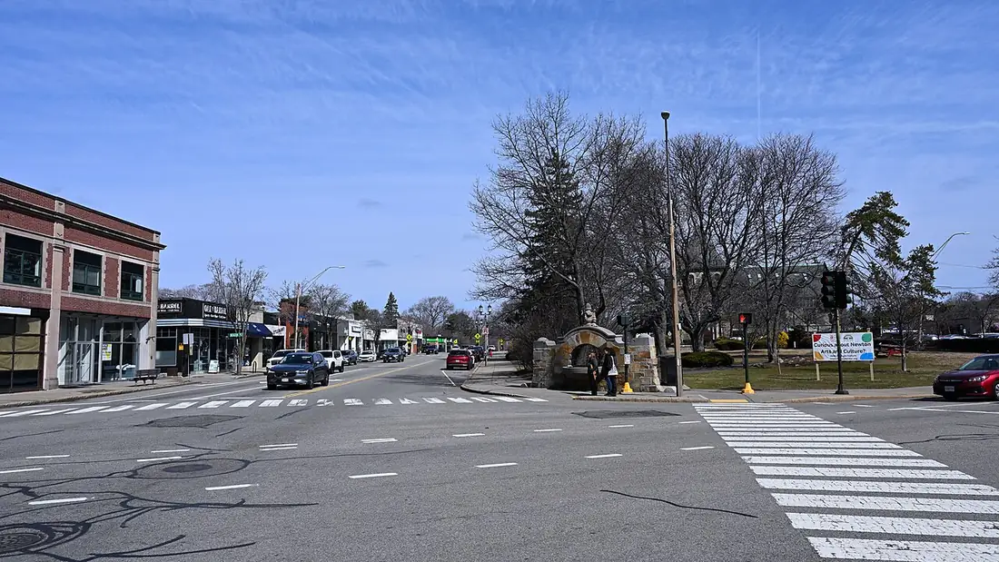 Newton Center, Massachusetts - from the city Wikipedia article