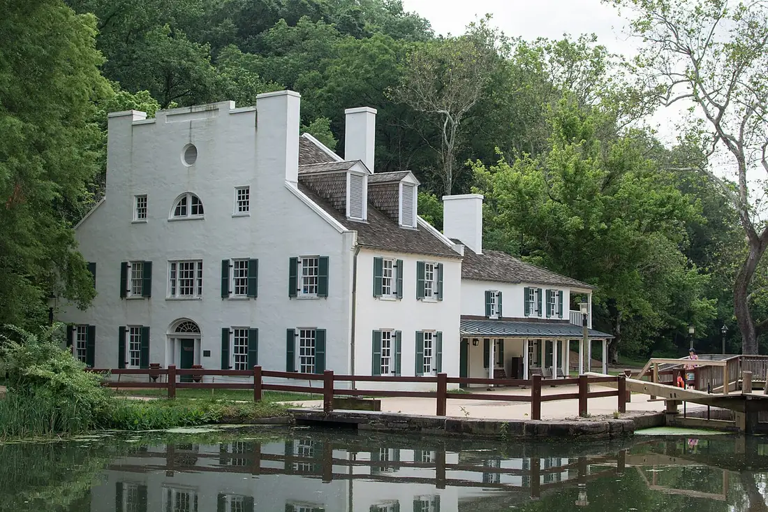 Potomac, Maryland - from the city Wikipedia article