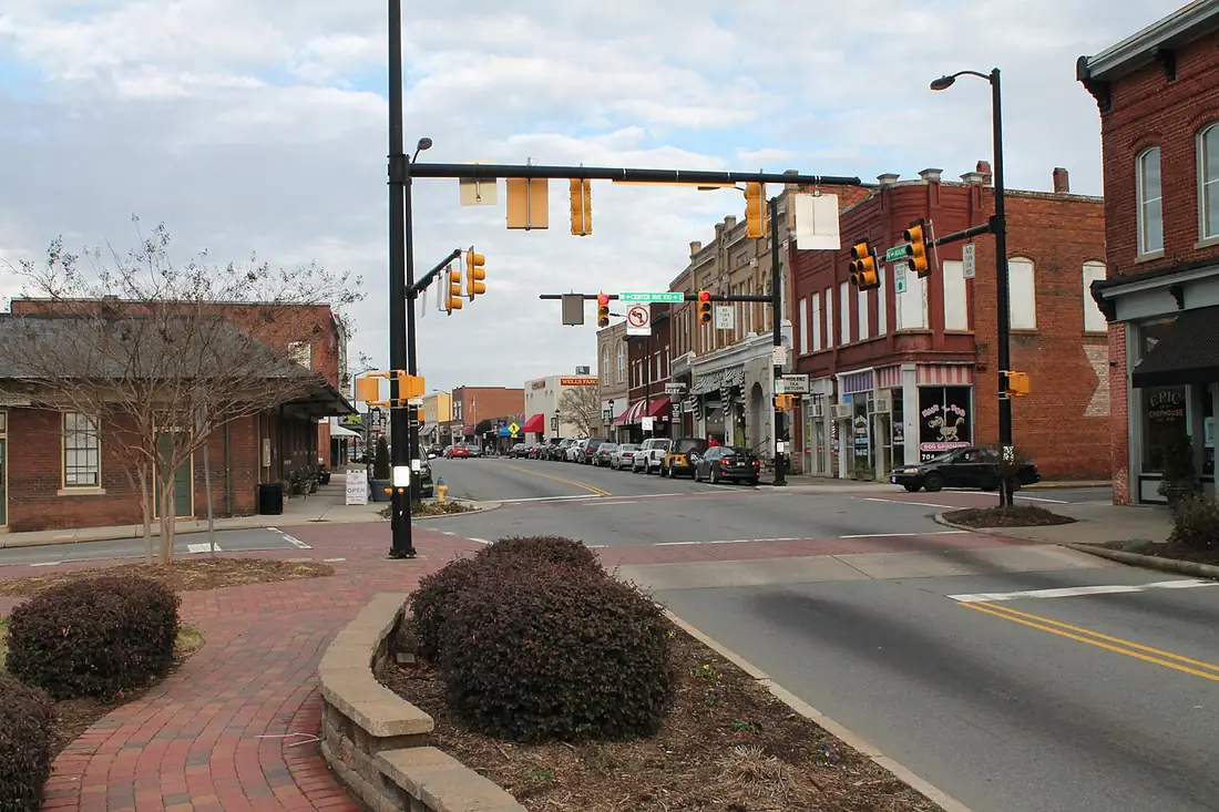 Mooresville, North Carolina - from the city Wikipedia article